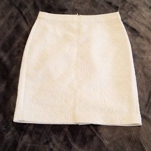 EUC Banana Republic White Textured Pencil Skirt